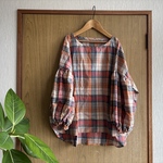 natural**オレンジチェックワイドブラウス