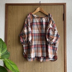natural**オレンジチェック首紐ブラウス