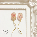 ○ お花が詰まった鉱石アクセサリー