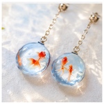 ピアス　「金魚」(イヤリング変更、アレルギー対応可能)
