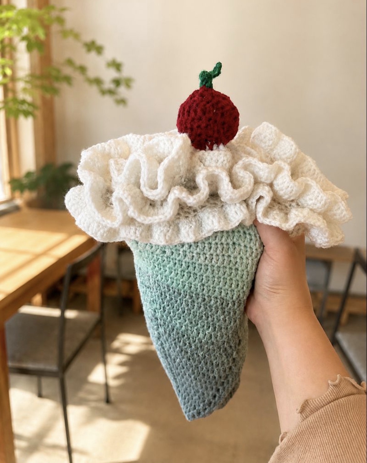 クリームソーダのブランケット｜直径82cm・手編み - CanolaKnit