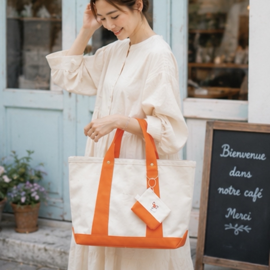 限定カラー?ちょっとオトナ♡きれい目帆布 トート♡チャームポーチ付き　オレンジ×オフホワイト