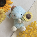 お座りゾウさん🐘ひまわり🌻
