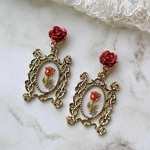 薔薇の一族　イヤリング/ピアス　［ポー　バラ　ゴシック　ヴァンパネラ　バンパネラ　ばら　ロリィタ　クラシカル　赤　額縁　宝　塚　雪の結晶　組］