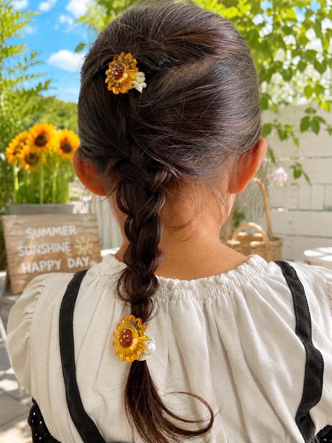 夏を彩る🌻ひまわりヘアゴム｜透明感レジン キッズヘアゴム