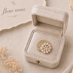 unique motif  シルキーパールとクロッシェのブローチ〈round〉  beige