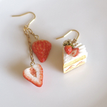 🍰いちごショートの耳飾り🍓