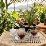 限定　シンプル　ガラスみたいなコーヒーカップとソーサーセット
