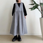V襟ギャザージャンパースカート * Cotton linen 濃紺xホワイトのギンガムチェック *	
