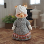 小花模様ワンピース【グレー・ベゴニアピンクのお花】❤︎handmade❤︎小さな動物系ドールサイズ・他共用可能サイズ