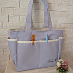 【8/9までの出品で以降削除❁現品・送料込・一点限定】パステルカラーラベンダー色  A4サイズ  サイドポケット  バッグ