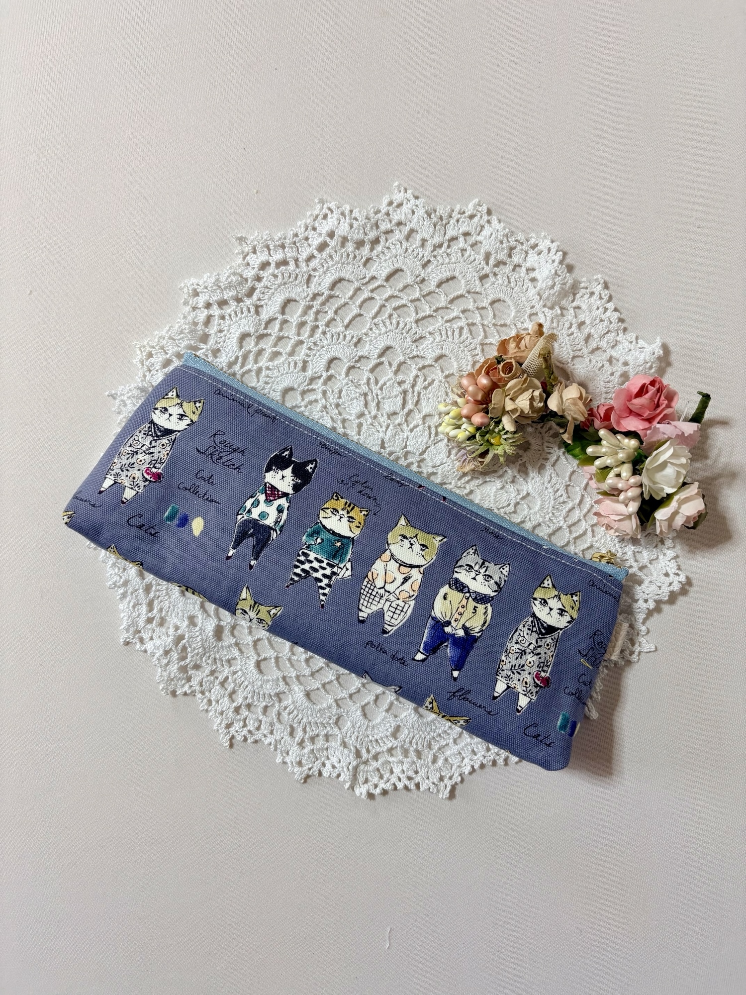 ラフスケッチねこちゃん/横長ポーチ ペンケース - UMIKAZE handmade