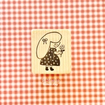 963hanko 消しゴムはんこ:水玉ワンピースの女の子