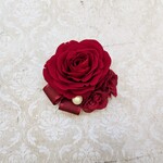 赤薔薇のコサージュ  ケース付き