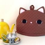 茶色い猫のポットカバー
