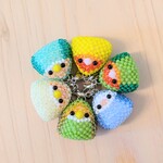 小鳥のおにぎりファスナーチャーム　コザクラインコ