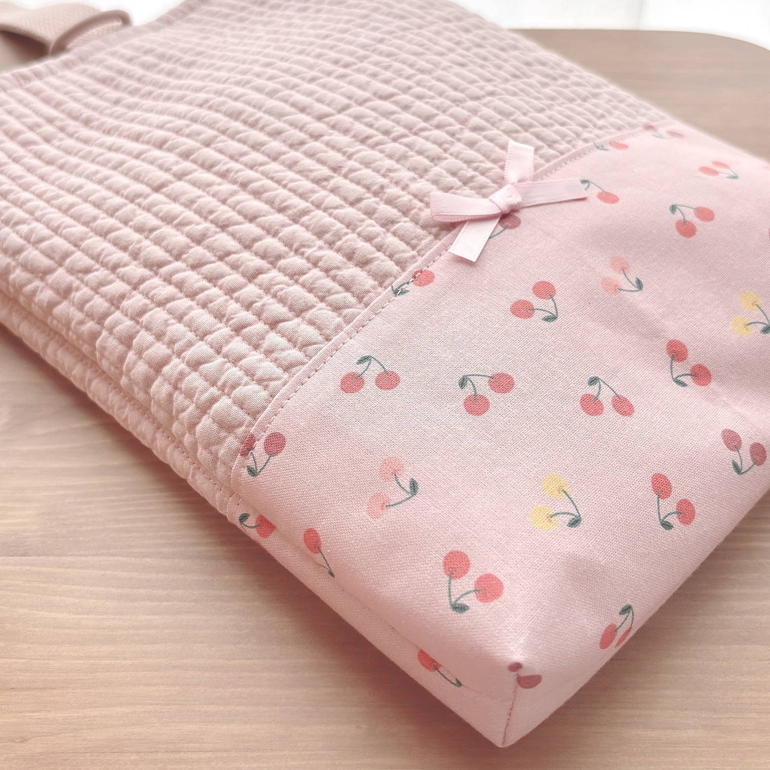 入園入学　セット　さくらんぼ　ヌビ　キルティング　ピンク 入園入学3点セット】🍒🩷さくらんぼ×無地のピンクヌビのレッスンバッグ