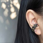 イヤーカフ 赤の宝石