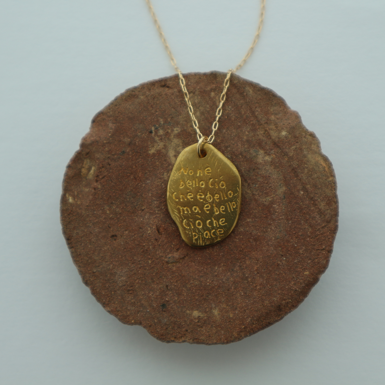 美しさについて＜Message Necklace＞ 11,011円