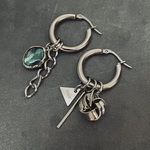 【限定公開】シェルボタンとメタルフープのモードピアス S061