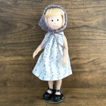 ドール服セット　ワンピース　チャーム付きバブーシュカ　マドレーヌちゃん　ニコルちゃんサイズ