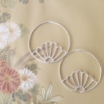 菊紋ピアス