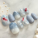 【サイズオーダー料込み】ネイルチップ ニュアンス 金魚 夏 水滴 水色 上品 大理石 マーブル [10]