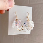 夏の花びら ピアス イヤリング オーロラカラー
