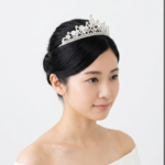 ビジューが輝くクラシカルブライダルティアラ＊結婚式・パーティーに tt20704