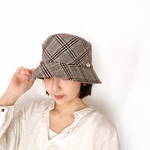 特集掲載【大人気＊再販】三つ葉チャームのバケットハット＊播州織レディース帽子《選べるサイズ受注製作》紫外線対策＊UVケア＊秋のお出かけに♪