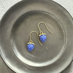 1513.ちっちゃな青苺フックピアス