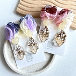 【右】🧱🍨🌸3色シフォンフラワーピアス