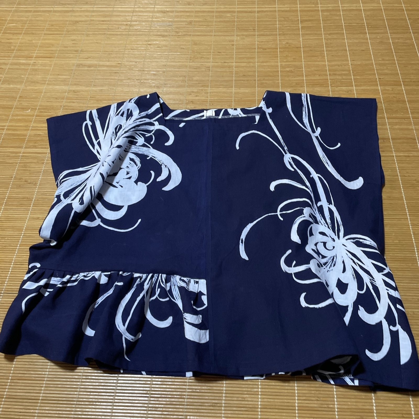 浴衣リメイク 藍染木綿 ブラウス フレンチスリーブ 糸菊 変形裾
