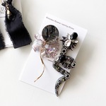 ピアス【𝑆𝐴𝐿𝐸】金具交換・返品不可