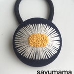 再販☆刺繍☆くるみボタンのヘアゴム