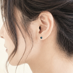 付けっぱなしできる琉球ガラスのボディピアス｜20G・サージカルステンレスでアレルギー対応です。