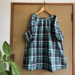SALE*グリーン×黒チェックラグラン袖ブラウス