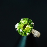 「自然」K18 天然グリーントルマリン　　10月誕生石　上品　天然ダイヤモンド リング　7.56ct