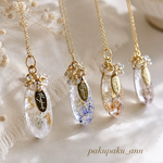 【ネックレス】雫　ネックレス　シズク　かすみ草　カスミソウ　ブルー　ピンク　オレンジ　ホワイト　サージカルステンレス　チェーン長め　オーロラ　ビーズ　アレルギー対応　金アレ　レジン　ミモザ