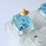『小さなプール』〜ぷかぷか浮かぶアヒルのキーキャップ〜