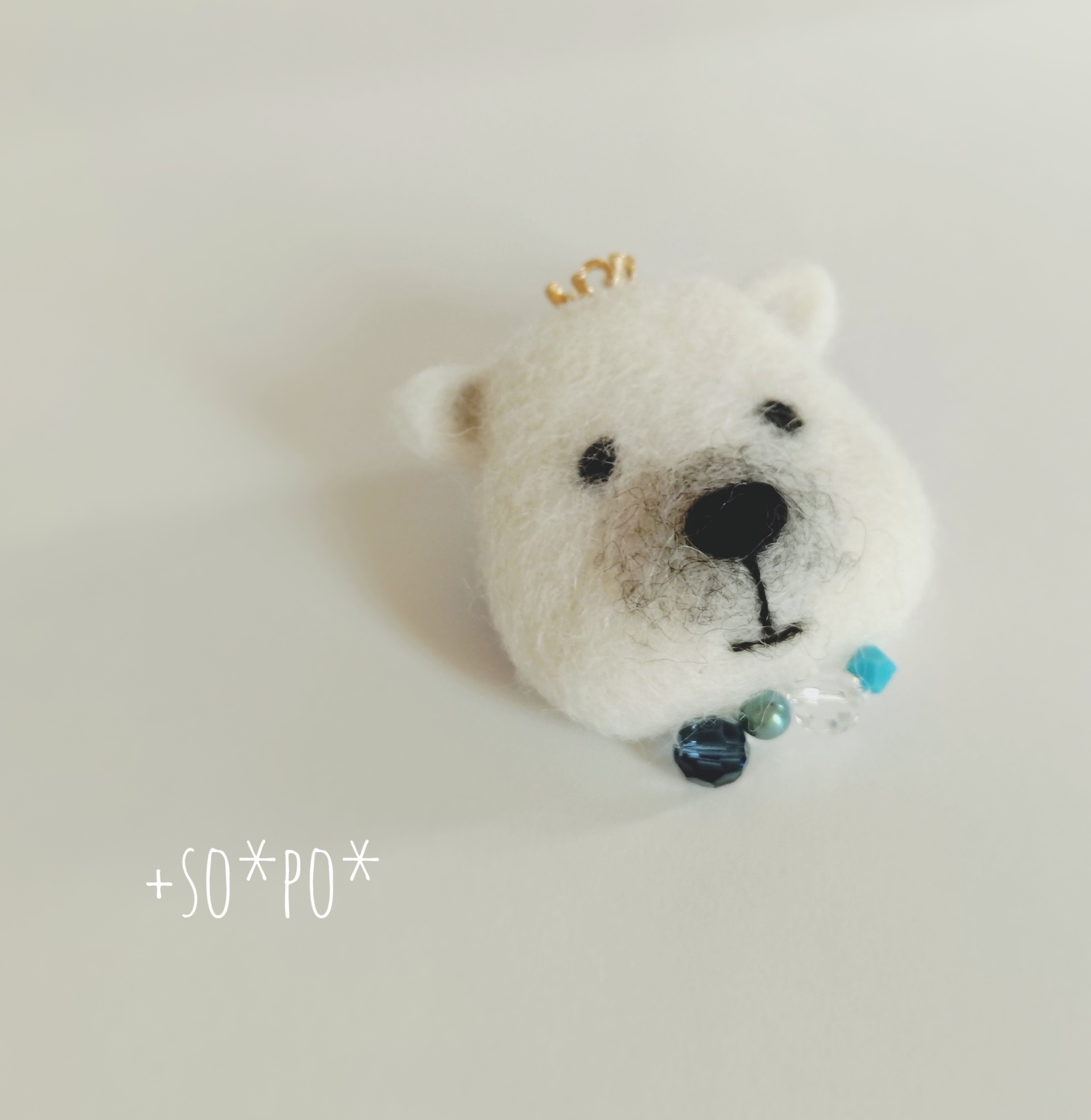 new❣】絵本の世界の白クマさんブローチ - +so*po* | minne byGMO