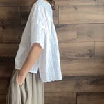 綿レース刺繍♡エアリーなクロップド丈⭐︎ギャザーの入ったTシャツブラウス/コットンレース