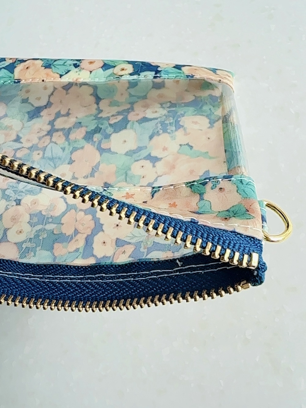 NEW♡リバティ「ホリーホックス」（ブルー）クリアフラットポーチ