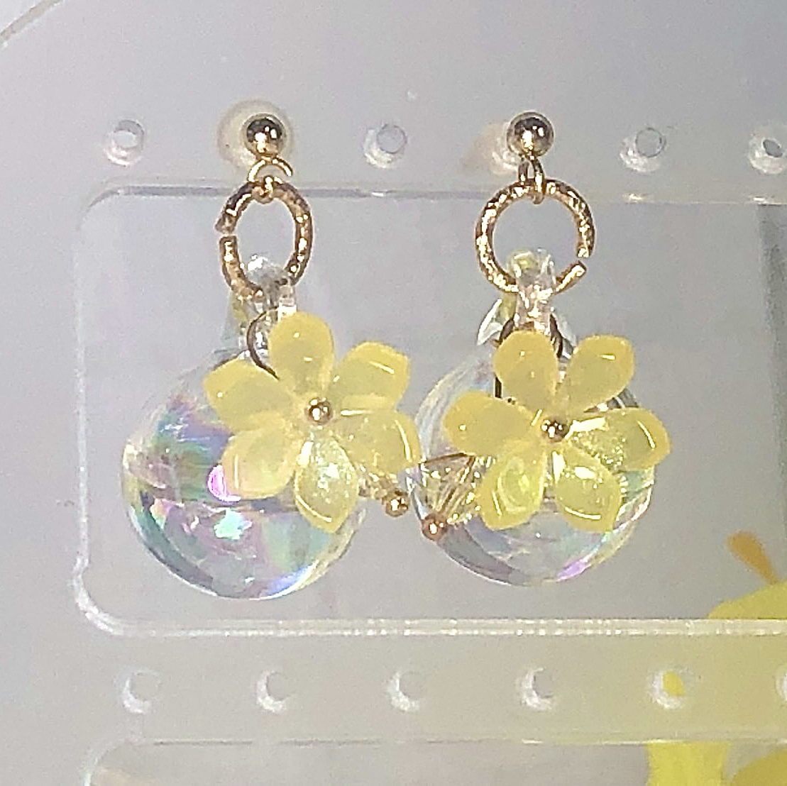 No.982】夏 水入りガラスドーム シャボン玉 ひまわり ピアス