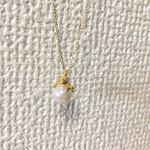 ネコちゃんのパールむぎゅっとネックレス