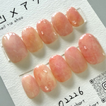 【新作】桃🍑［ネイルチップ］ちゅるん　ぷっくり　夏　うるうる　果物　食べ物　フルーツ　もも　ニュアンス　ピンク　ベージュ　ピーチ　白桃
