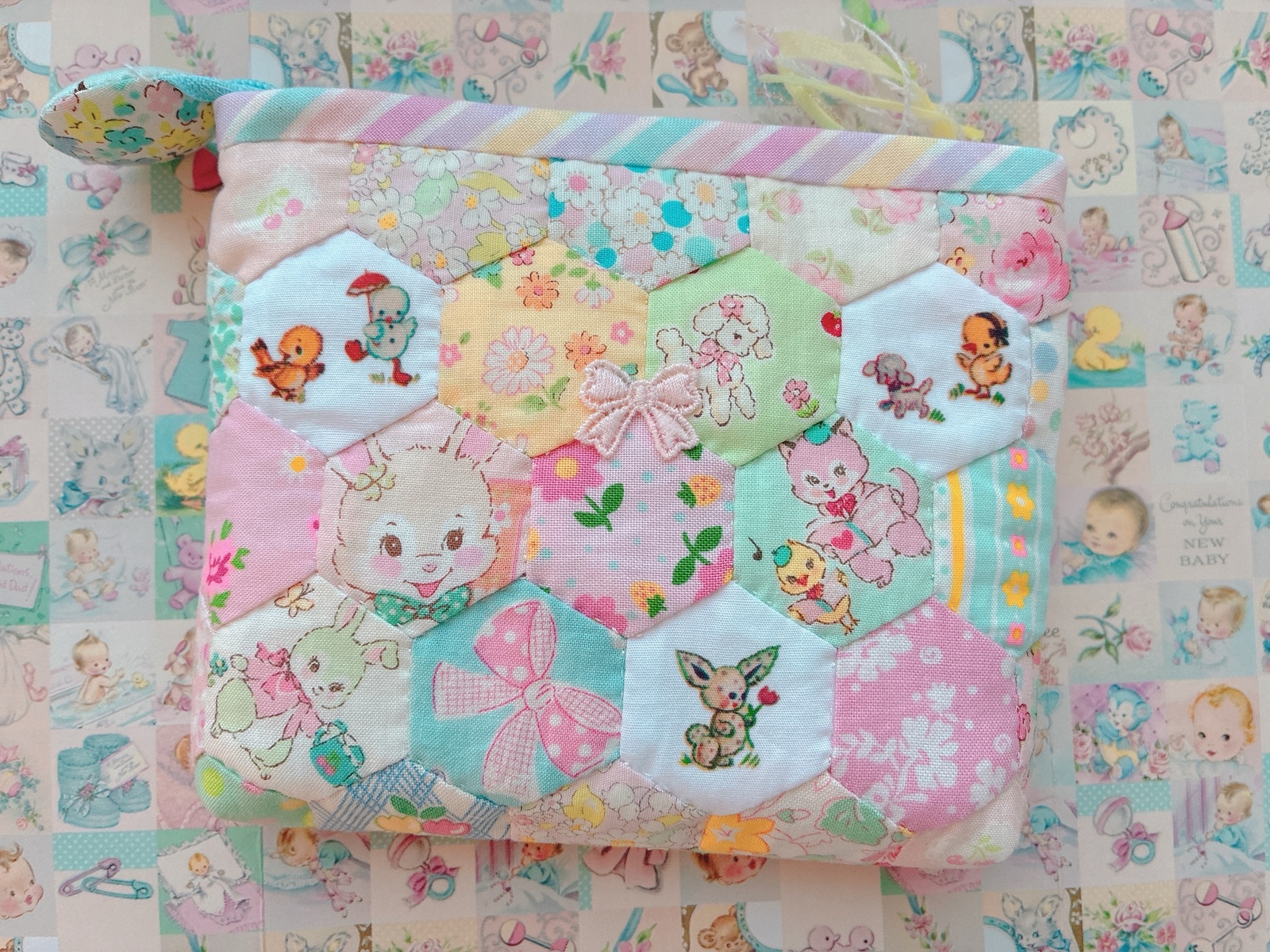 hana*ハンドメイド☆パッチワークレトロアニマルスクエアポーチ - hana