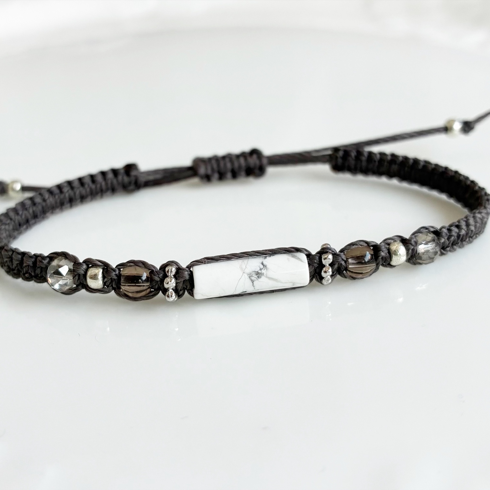 天然石 ハウライトトルコ & スモーキークォーツ コードブレスレット