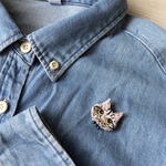 ふてねこ　白猫　ブローチ兼バッグチャーム　2way  ビーズ刺繍　個性的　シュール