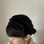 ワイヤー入りヘアバンド（後ろゴム・コーデュロイ・ブラック）chika　　ワイヤーターバン